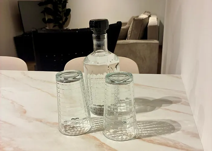 Superior - Uno & Kaiserwasser * Viena